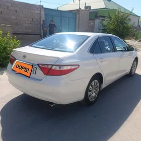 Toyota Camry 2017