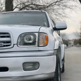 Toyota Tundra 2001