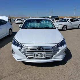 Hyundai Elantra 2020