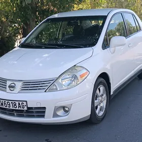 Nissan Versa 2010