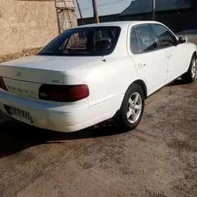 Toyota Camry 1994