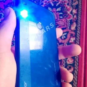 honor 8A