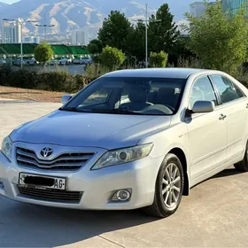 Toyota Camry 2010