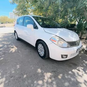 Nissan Versa 2008