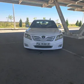 Toyota Camry 2010