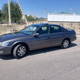 Toyota Camry 2000