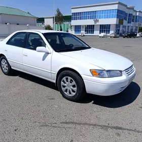 Toyota Camry 1998