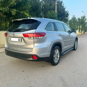 Toyota Highlander 2017