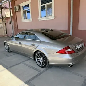 Mercedes-Benz CLS-Class 2005