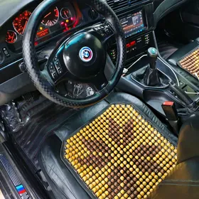 BMW E39 2003