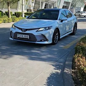 Toyota Camry 2023