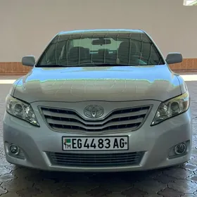 Toyota Camry 2011