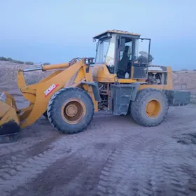 XCMG LW300F 2013
