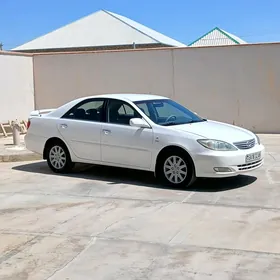 Toyota Camry 2004