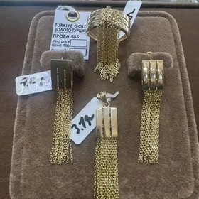 gyzyl komplekt nabor