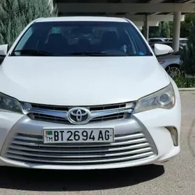 Toyota Camry 2015