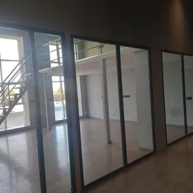 Obezdnoý 1etaž 408m² 1linýa