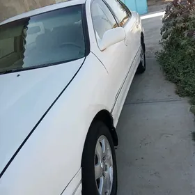 Toyota Avalon 1999