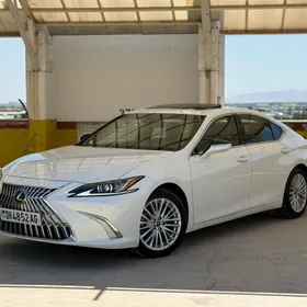 Lexus ES 350 2022