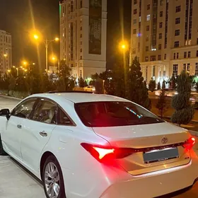 Toyota Avalon 2021
