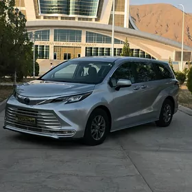 Toyota Sienna 2021