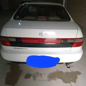 Toyota Corona 1992