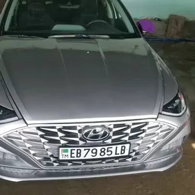 Hyundai Sonata 2021