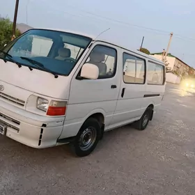 Toyota Hiace 1995