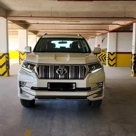Toyota Land Cruiser Prado 2023