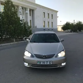 Toyota Camry 2005
