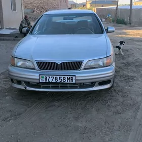 Nissan Maxima 1995