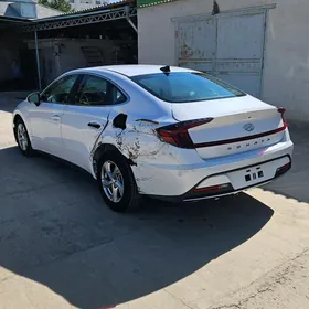 Hyundai Sonata 2022