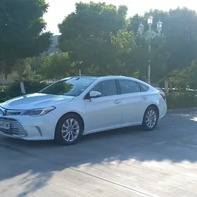 Toyota Avalon 2018