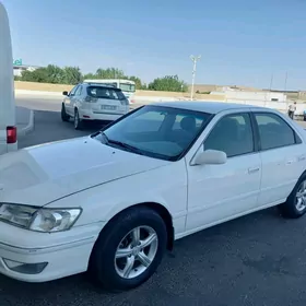 Toyota Camry 2001