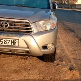 Toyota Highlander 2010