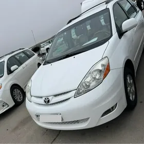 Toyota Sienna 2009