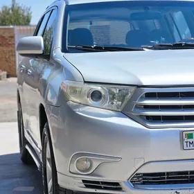 Toyota Highlander 2011