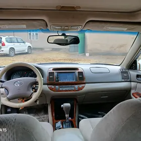 Toyota Camry 2003