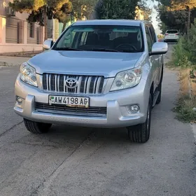 Toyota Land Cruiser Prado 2010