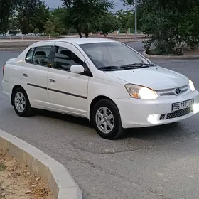 Toyota Echo 2003