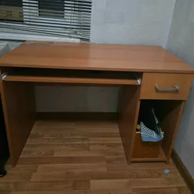 kompyuter stol