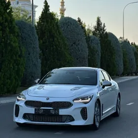 Kia Stinger 2017