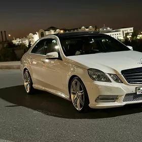 Mercedes-Benz E300 2010