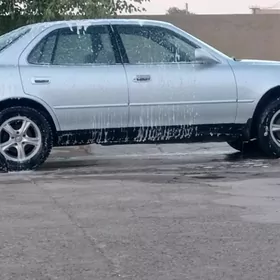Toyota Camry 1996