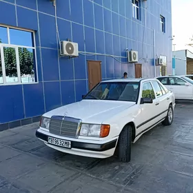 Mercedes-Benz 230E 1987