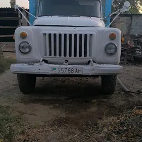 Gaz 52 1985