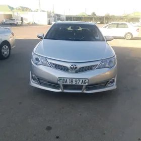 Toyota Camry 2013