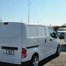 Nissan NV200 2021