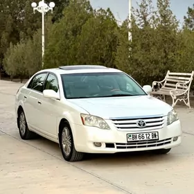 Toyota Avalon 2005
