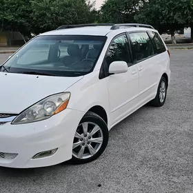 Toyota Sienna 2007